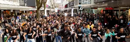 Flashmob Make You Move <sup></sup>