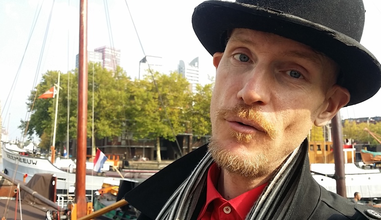 Beleef het vroegere havenleven tijdens een theaterwandeling 