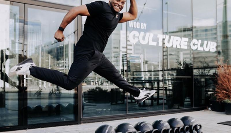 Deze Rotterdamse gyms organiseren een stadswandeling gecombineerd met workouts