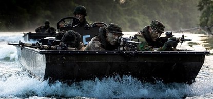 Zeesoldaten geeft een blik op het Korps Mariniers 