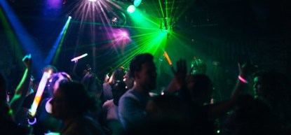 Vroeg de club in bij Frühstück