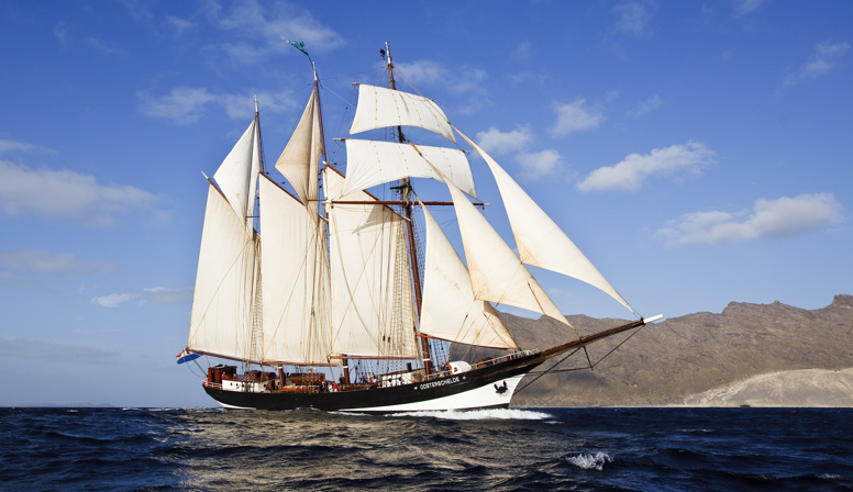 Zwaai de historische driemaster Oosterschelde uit voor de DARWIN200 Global Voyage
