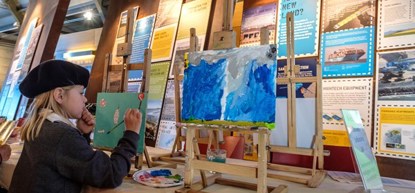 Je kunt de Rotterdamse haven vanuit huis beleven: van knutselworkshops tot webcams bekijken