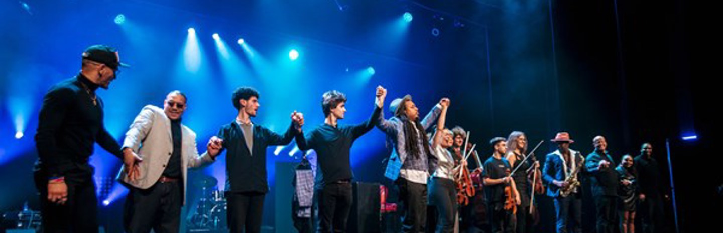 Productiehuis FLOW viert 8-jarig bestaan met Gala in Theater Zuidplein