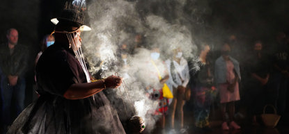 Afrovibes Festival viert jubileum met het thema Liquid Traces | Vloeibare Sporen