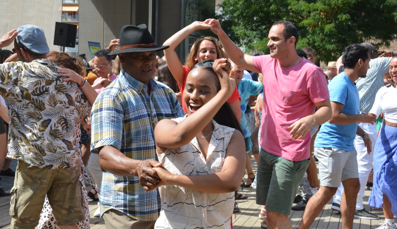 Stadspodium trapt seizoen af met salsa