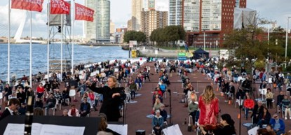 Sinfonia Rotterdam bewijst dat het kan: concert met 1.500 bezoekers