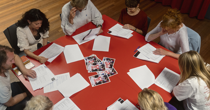 Toneelleesclub010 expands, including an English spoken Theatre Reading Club in Dokhuis