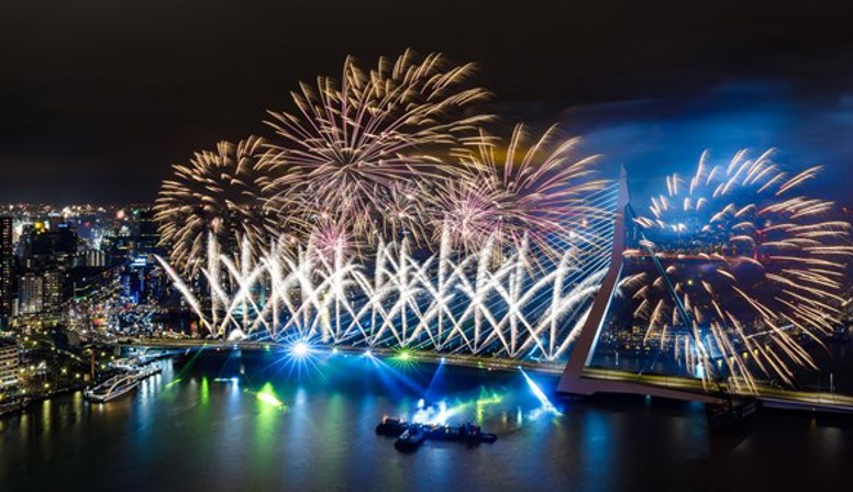 Het aftellen naar Het Nationale Vuurwerk is begonnen